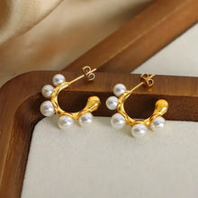 18k gold-plated hoop earrings with synthetic pearl accents