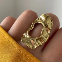 18K gold-plated sculptural statement ring with wavy pendant