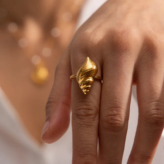 18K Gold Plated Seashell Ring Stainless Steel Fashion Jewelry Gold One Size