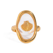 18K gold-plated mother of pearl ring with shell pattern inlay
