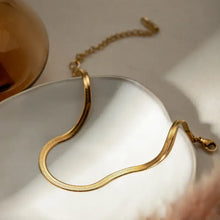 18k gold-plated snake chain bracelet with herringbone pattern