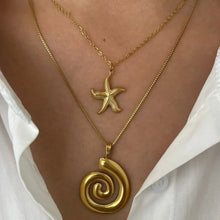 18K Gold Plated Spiral Pendant Layered Necklace Set Gold One Size