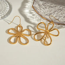 18K gold-plated flower earrings with five-petal dangle design