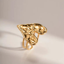 18K gold-plated hammered heart ring