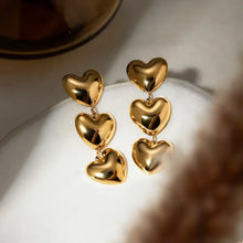 Shiny 18k gold-plated stainless steel heart earrings