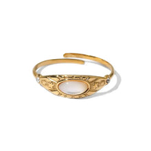 3 Piece 18K Gold-Plated Ring with Oval Mother-of-Pearl Inlay