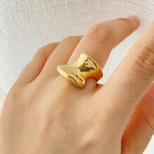 18K gold-plated twisted wave statement ring with fluid wavy shape