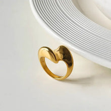 18K gold-plated twisted wave statement ring with abstract design