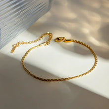18k gold-plated steel twist chain anklet with toggle clasp