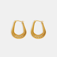 18k gold-plated steel U shape ribbed hoop earrings with woven texture