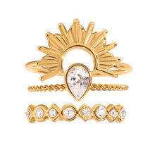 18k gold-plated sunburst crown ring set with pear-shaped rhinestones