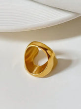 18K Gold-Plated U-Shaped Ring Fashion Jewelry