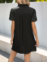 Textured V-Neck Short Sleeve Mini Dress Casual Dresses