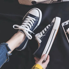 Lace Up Round Toe Sneakers Woman Sneakers