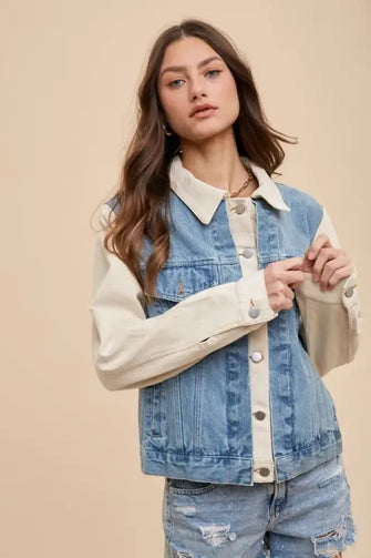 Annie Wear Collared Neck Double Placket Denim Jacket Medium Woman Outerwear