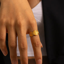 18K Gold-Plated Spiral Pattern Ring Gold One Size