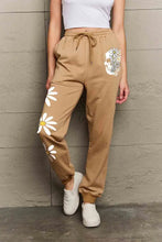 Simply Love Simply Love Full Size Drawstring Flower & Skull Graphic Long Sweatpants Woman Sweatpants