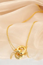 Linked Ring Pendant Chain Necklace Necklaces