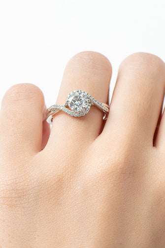1 Carat Moissanite Crisscross Ring Silver