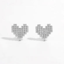 925 Sterling Silver Inlaid Zircon Heart Stud Earrings