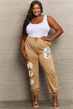 Simply Love Simply Love Full Size Drawstring Flower & Skull Graphic Long Sweatpants Woman Sweatpants