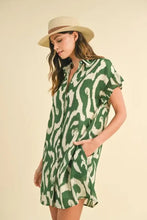 Annie Wear Abstract Printed Frill Sleeve Shirt Mini Dress Casual Dresses