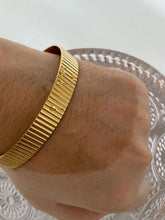 18K Gold-Plated Stainless Steel Textured Bracelet Gold One Size