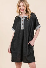 Casual Contrast Trim Henley Dress Casual Dresses