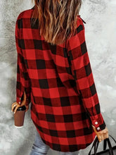 Plaid Collared Neck Snap Down Long Sleeve Jacket Woman Outerwear