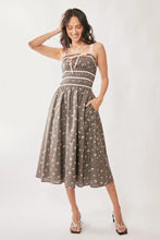 Davi & Dani Contrast Velvet Tape Smocking Bodice Midi Dress MOCHA BROWN Woman Casual Dress