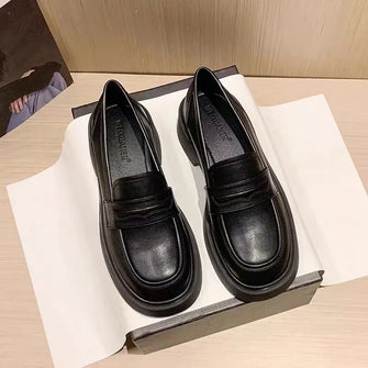 Round Toe Platform Loafers Black