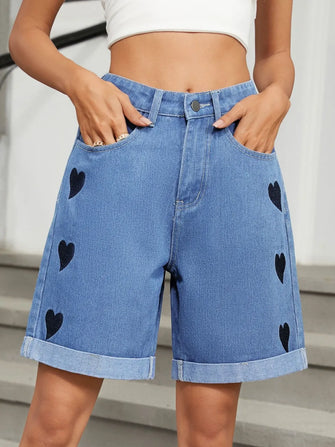 Heart-Pattern Rolled Hem Denim Shorts Medium