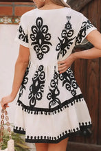 Printed V-Neck Short Sleeve Dress Casual Dresses