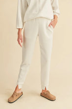 Aemi + Co Elastic Waist Joggers with Pockets