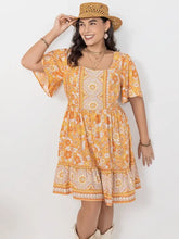 Plus Size Printed Square Neck Short Sleeve Dress Casual Dresses