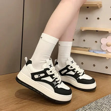 Round Toe Lace Up Sneakers Black Woman Sneakers