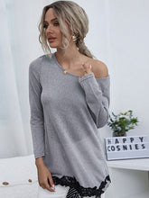 Shiny Spliced Lace Contrast Round Neck Top Woman Blouses