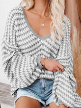 Striped Drop Shoulder V-Neck Sweater Sweater Pullovers
