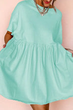 Vestido Mini Casual com Gola Redonda e Mangas Curtas