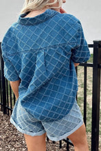 Pocketed Collared Neck Short Sleeve Denim Shirt