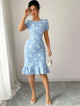 Ruffled Hem Flower Round Neck Short Sleeve Dress Casual Dresses
