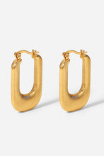 Good Luck Charm Screw-Thread U-Shaped Earrings Gold One Size