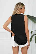 Contrast Trim Plunge Sleeveless Blouse Tanks & Camis