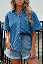 Pocketed Collared Neck Short Sleeve Denim Shirt