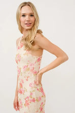 And The Why Floral Fishnet Bodycon Midi Dress Casual Dresses