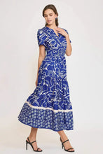 Umgee Full Size Printed Notched Short Sleeve Tiered Dress Plus Size Casual Dresses