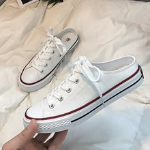 Round Toe Lace-Up Canvas Sneakers White Woman Sneakers