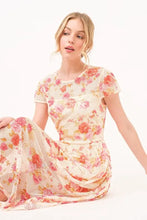 And The Why Fish-Net Floral Printed Midi Dress Casual Dresses