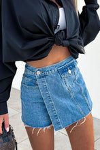 Raw Hem Denim Skorts Medium