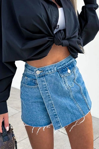 Raw Hem Denim Skorts Medium